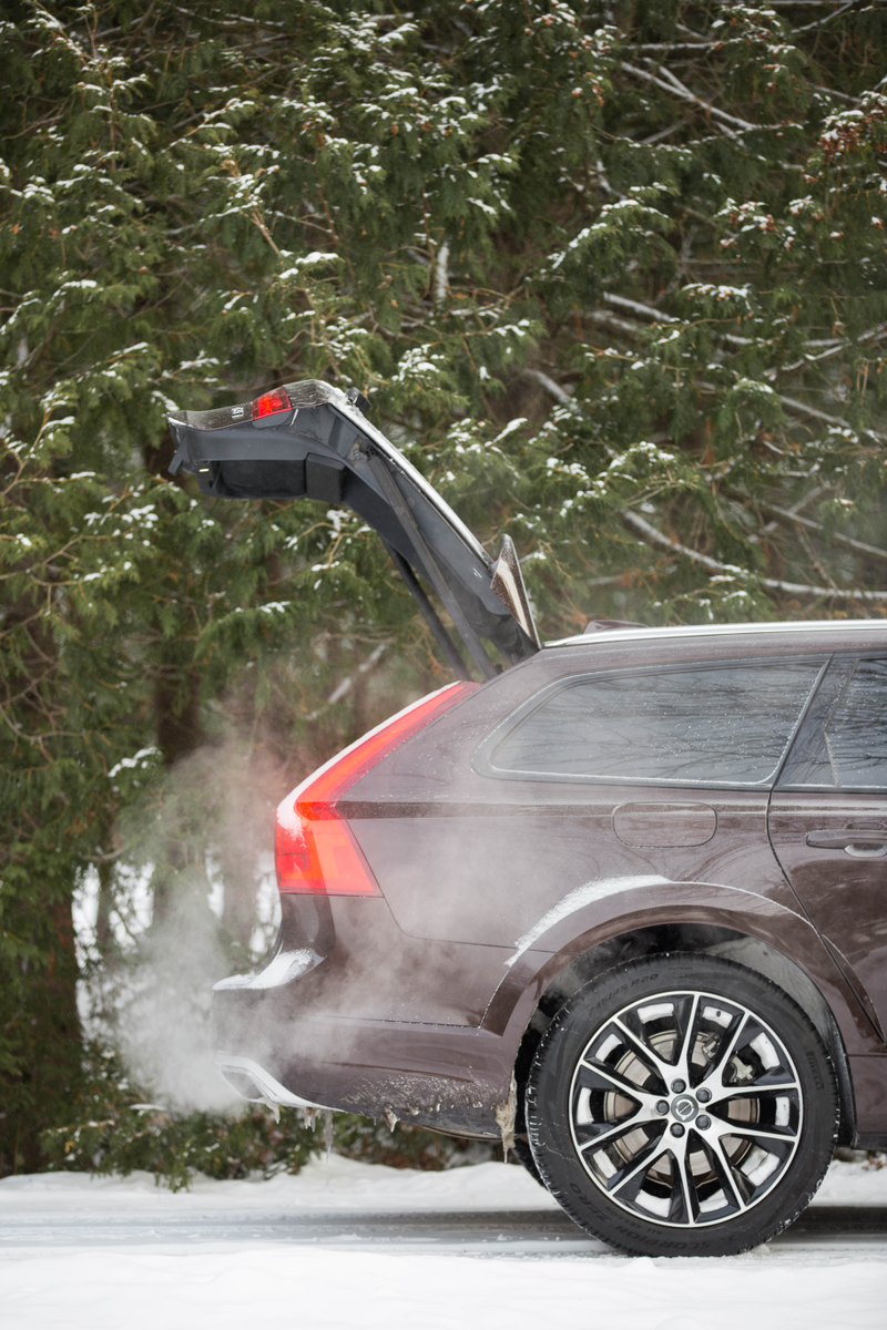 Illustration for article titled The 2017 Volvo V90 Cross Country Will Make You Demand The Wagon Life